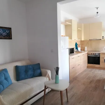 The Twelve Appartement
